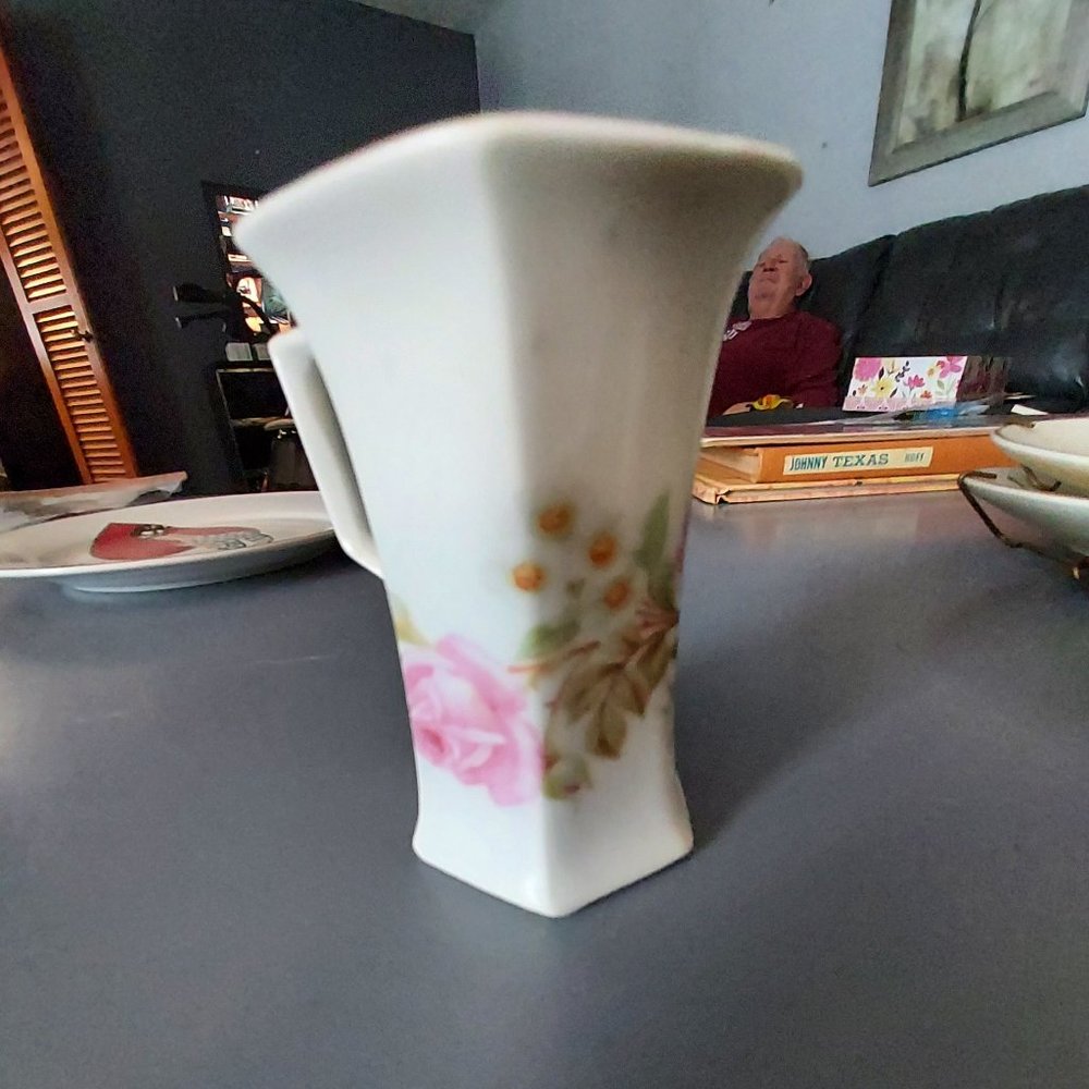 Vintage Flower Cup